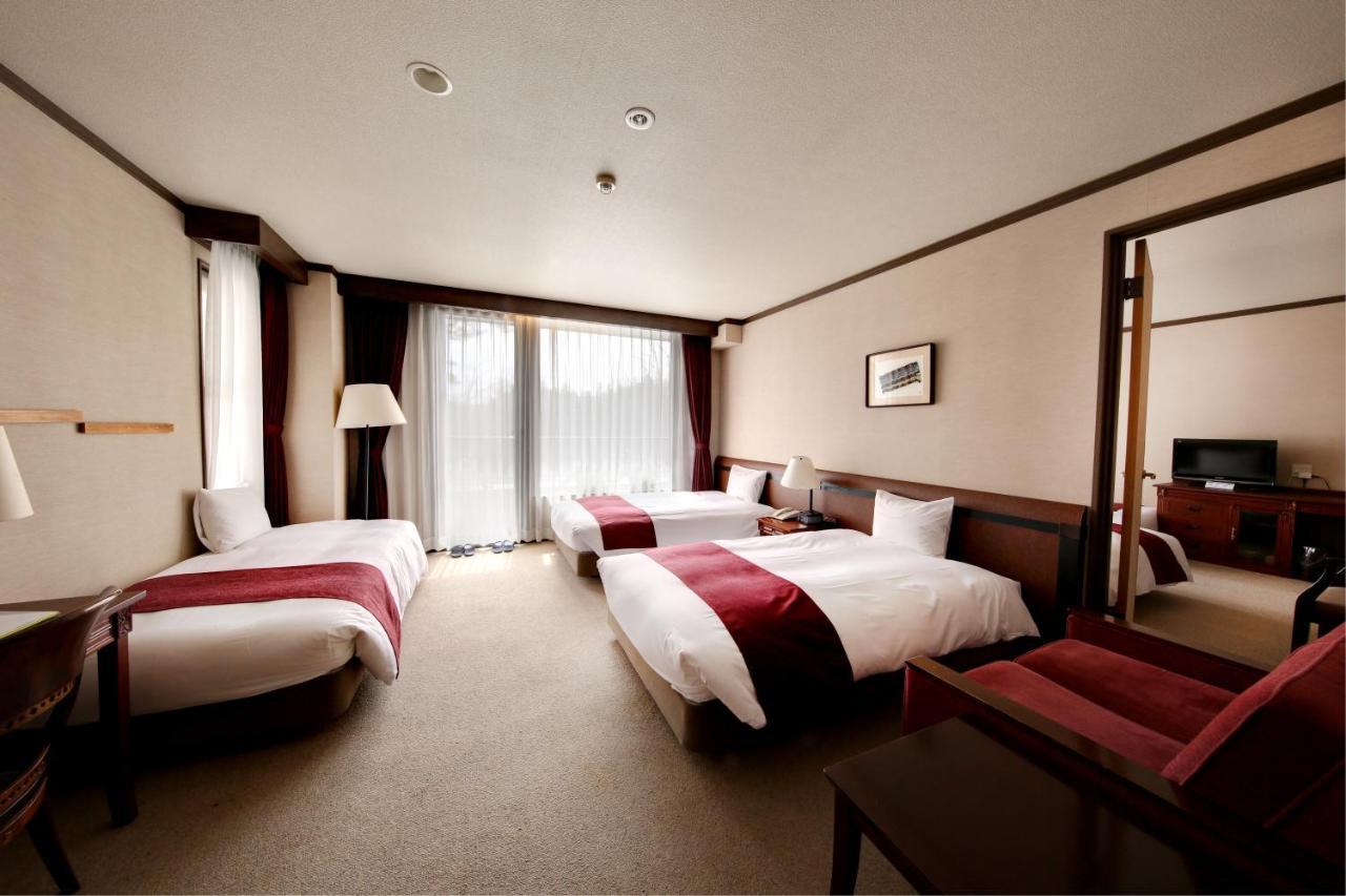 Hakuba Mominoki Hotel Extérieur photo