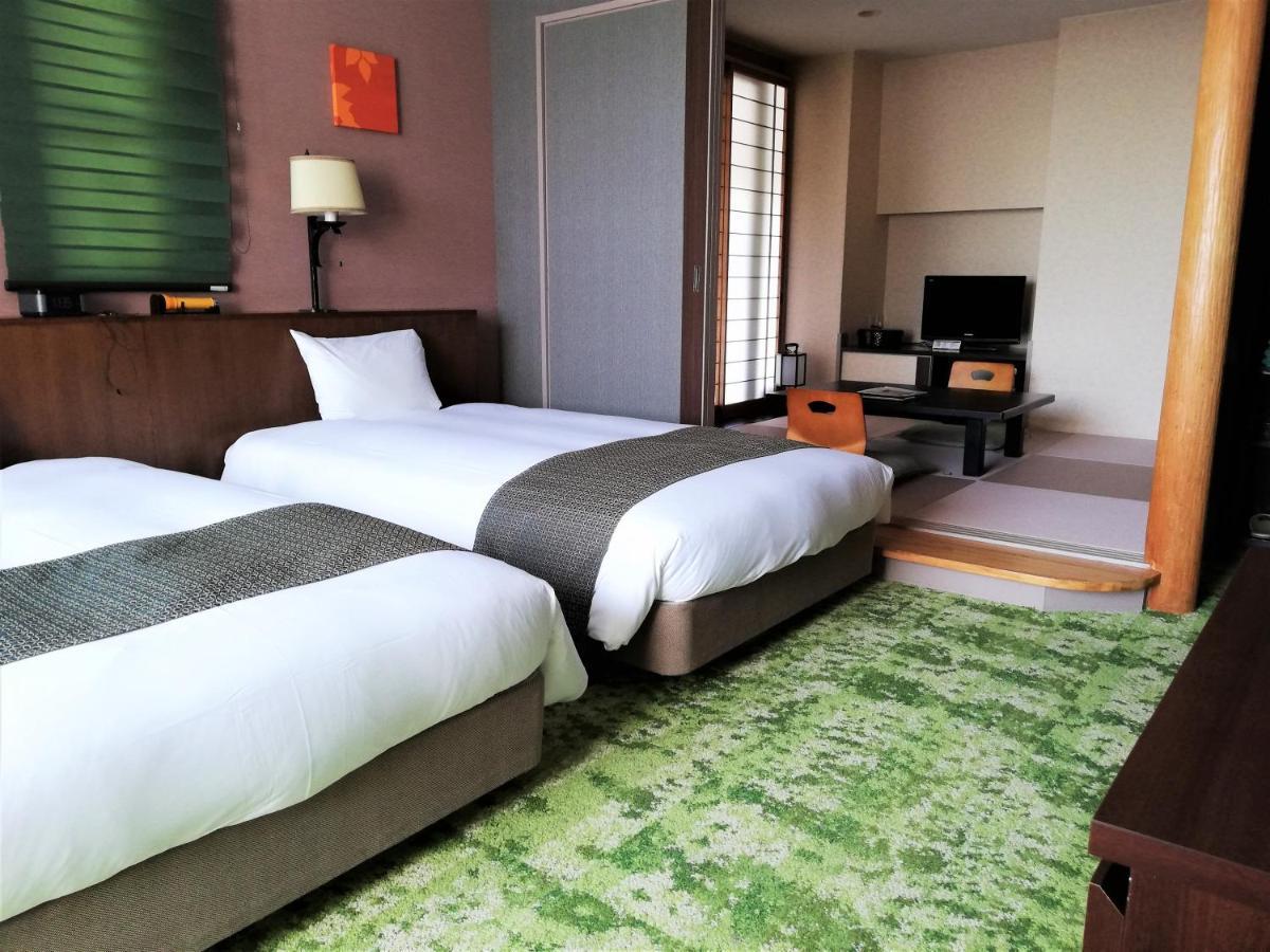 Hakuba Mominoki Hotel Extérieur photo
