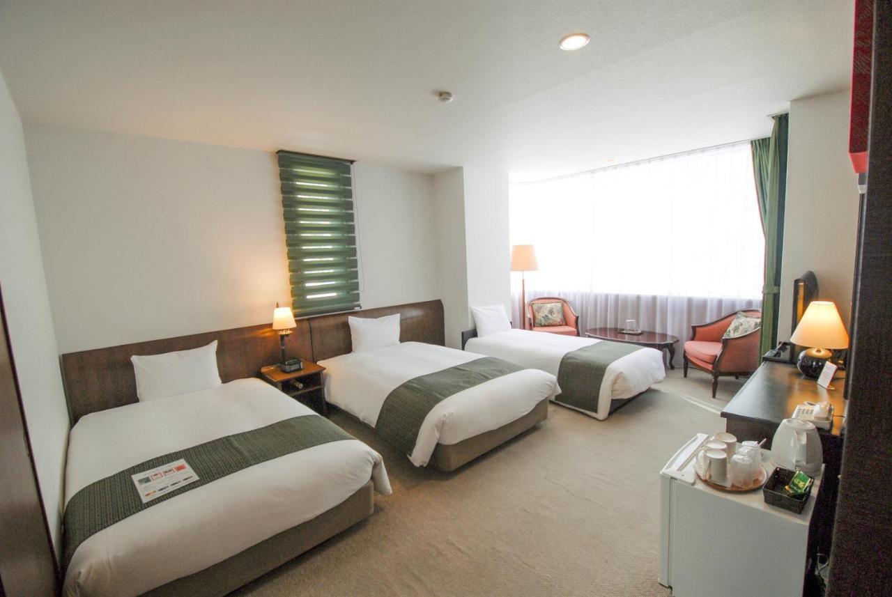 Hakuba Mominoki Hotel Extérieur photo