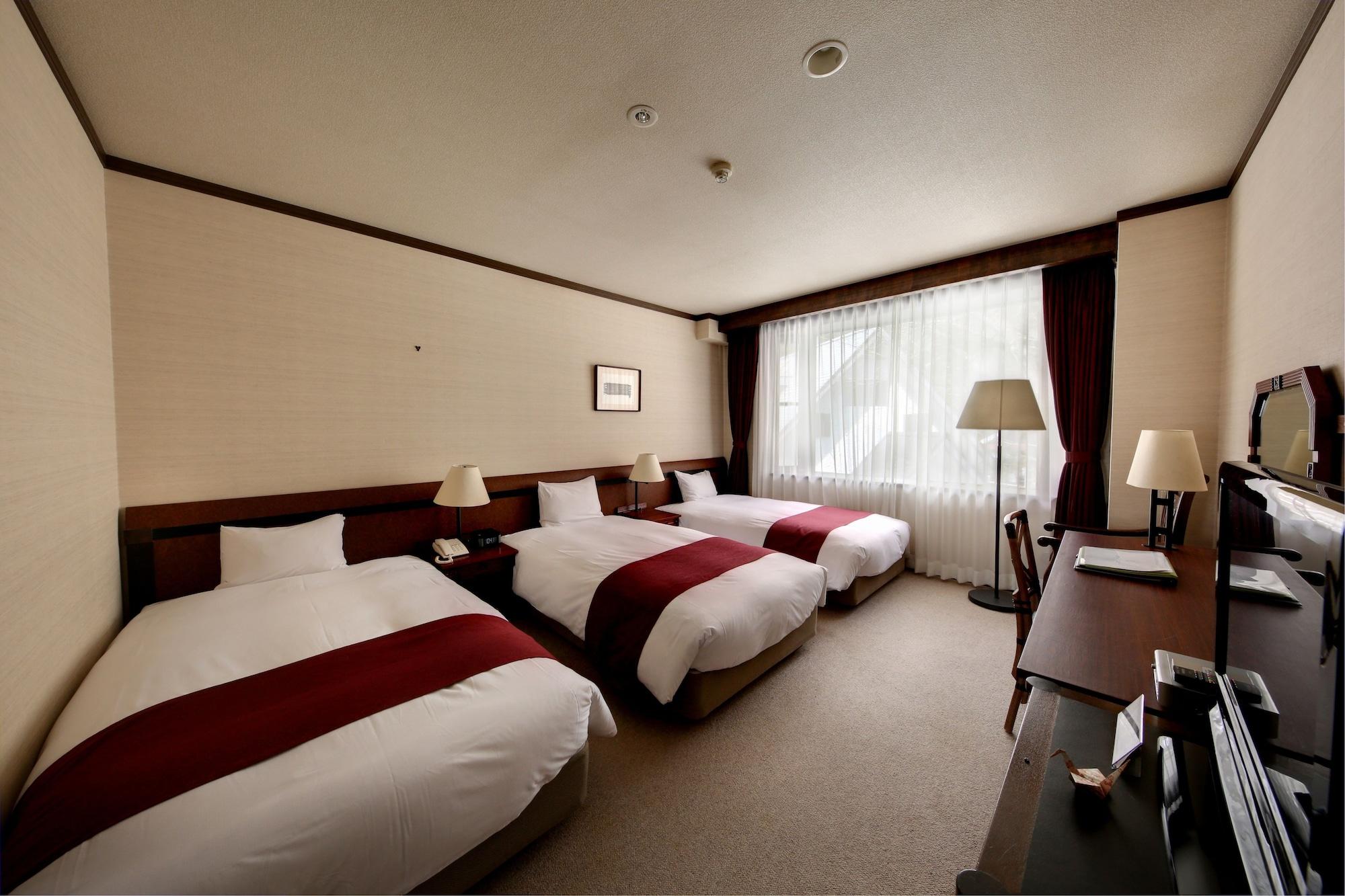 Hakuba Mominoki Hotel Extérieur photo