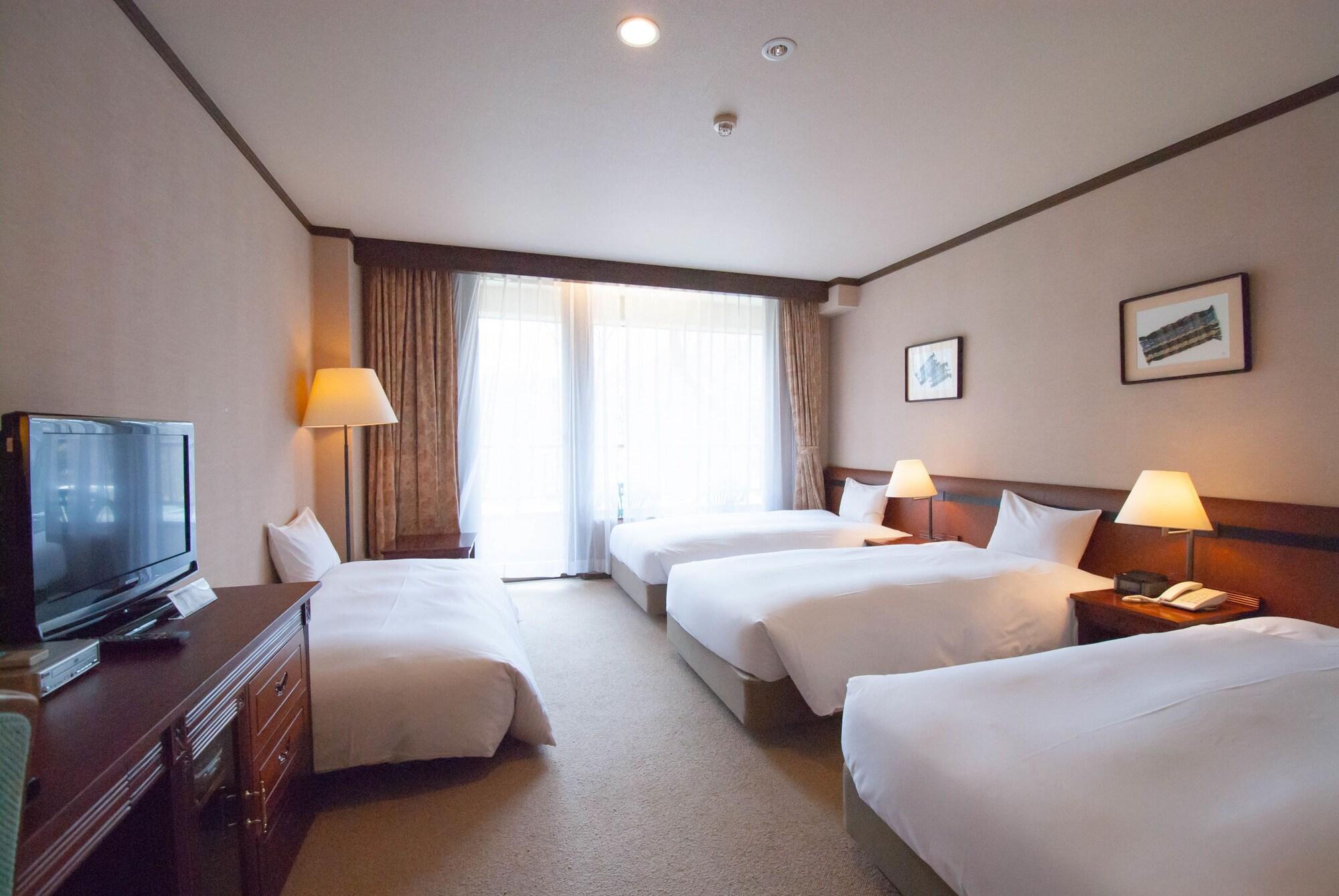 Hakuba Mominoki Hotel Extérieur photo