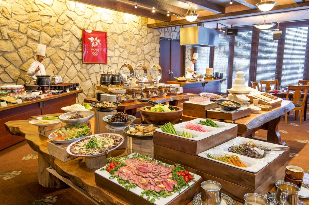 Hakuba Mominoki Hotel Extérieur photo