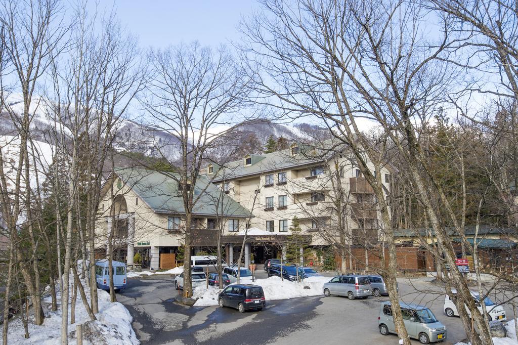 Hakuba Mominoki Hotel Extérieur photo
