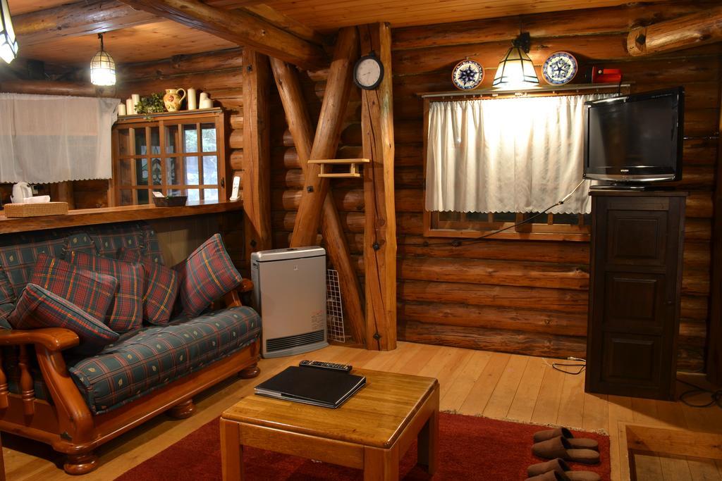Hakuba Mominoki Hotel Extérieur photo
