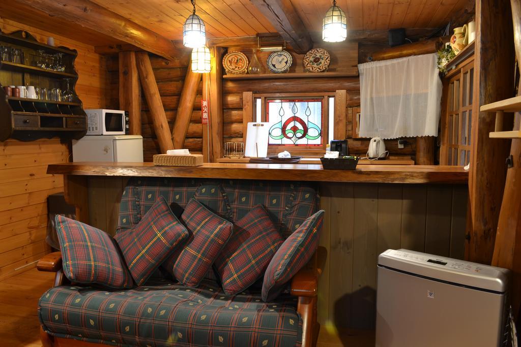 Hakuba Mominoki Hotel Extérieur photo