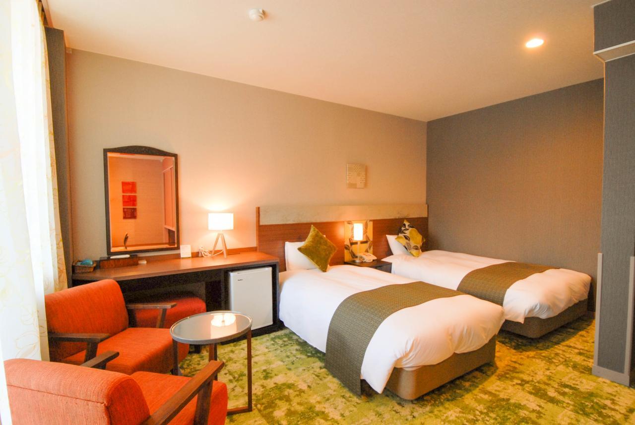 Hakuba Mominoki Hotel Extérieur photo
