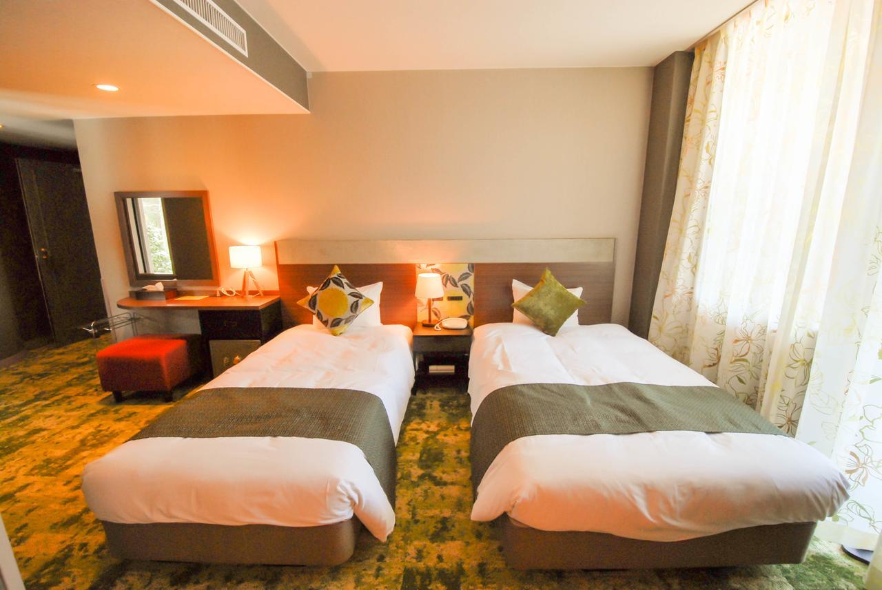 Hakuba Mominoki Hotel Extérieur photo